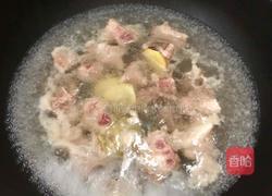 鱼胶鲍鱼排骨汤的做法图解1