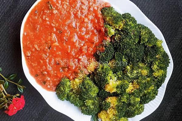 状元菜(胡萝卜浇汁西蓝花)