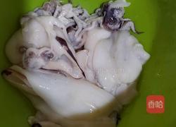 韭菜炒鱿鱼的做法图解2