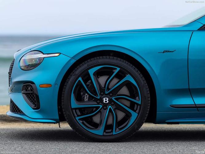 【图】漆面需要双人手工绘制56小时!宾利欧陆GT Ombre by Mulliner官图