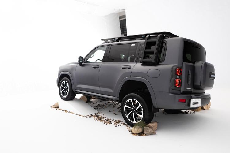 方壳子造型加三把锁,全新哈弗H9依旧是中国硬派SUV代表?