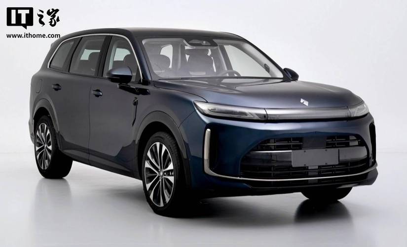 全球首创制造体系 宝骏华境S亮相五菱智能岛