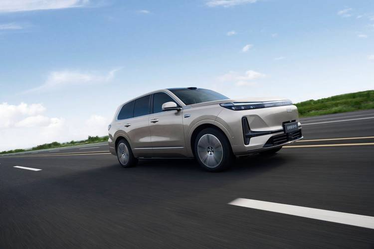 银河M9深度试驾报告:基础都很好,降1万能否复制方程豹钛7爆款?