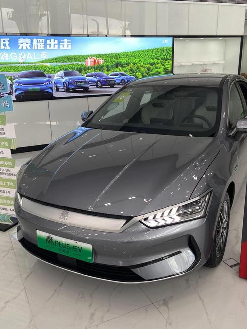 相关车型:秦PLUS 2024款 荣耀版 EV 510KM超越型