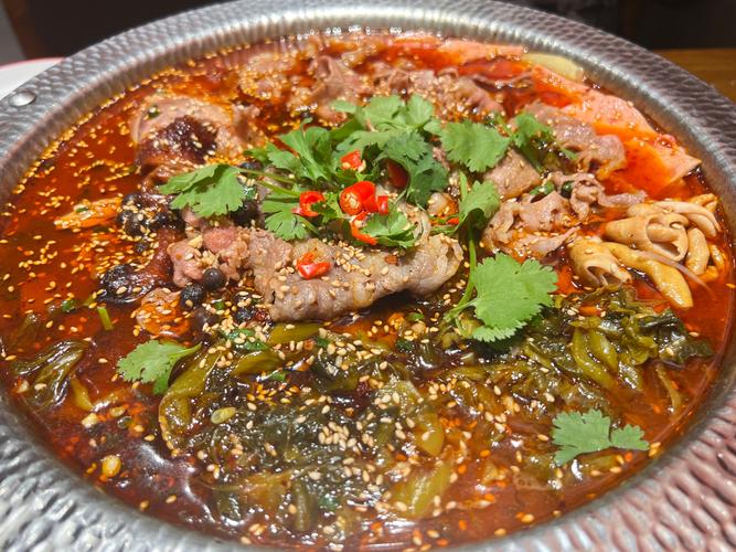 野山椒酸菜肥牛