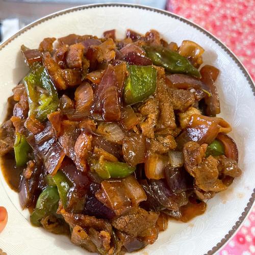 尖椒洋葱牛肉丝