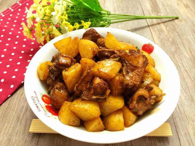 土豆烧鸡块_2