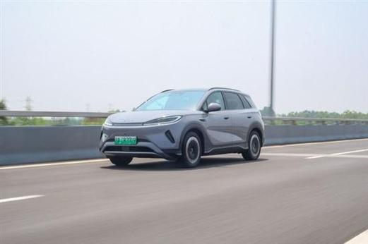 兼顾科技与舒适 试驾比亚迪海狮05EV