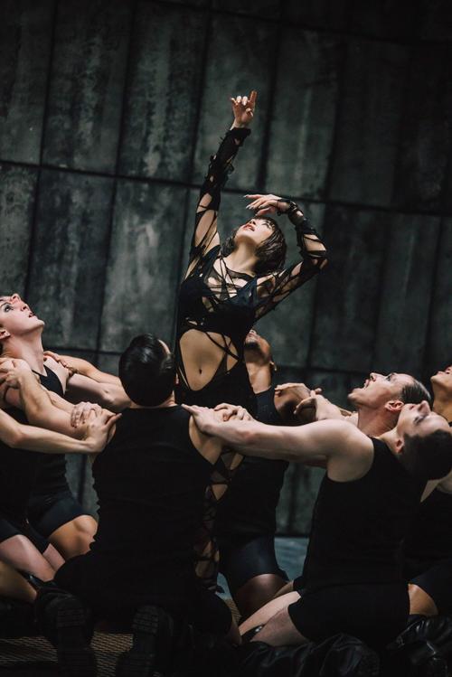 蔡依林《Pleasure》发行后首组视觉大片曝光