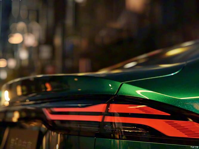 全新吉利帝豪内饰官图 引入Flyme Auto 尺寸加大 换装1.5T动力