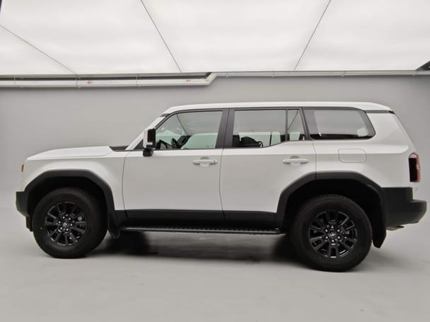 全新丰田普拉多:越野还是老派香?