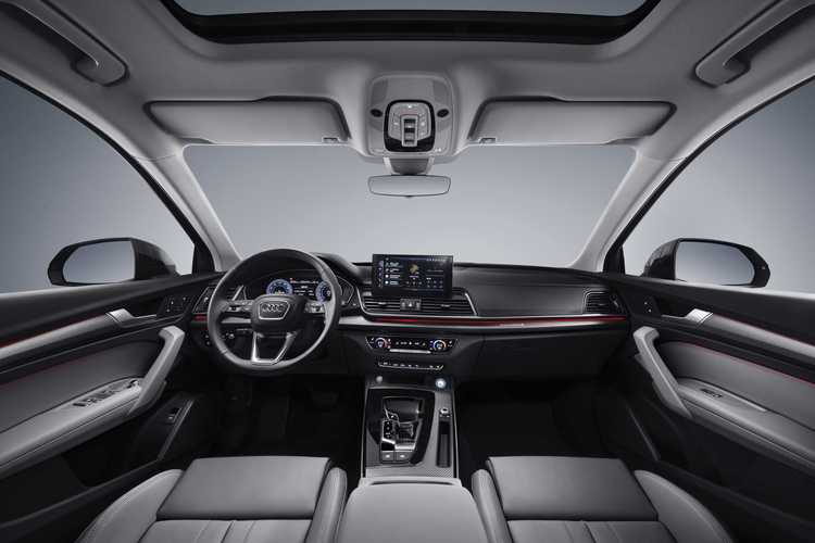 空间足够，操控给力，最高还能便宜10.61万，这样的奥迪Q5L不来一沓？