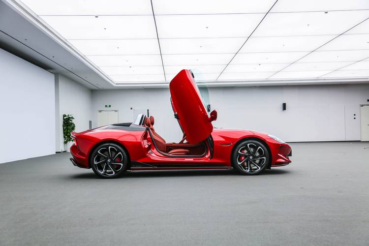 可浪漫可激情 赛道试驾MG Cyberster